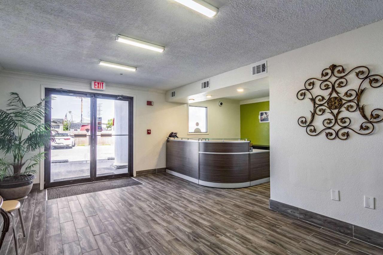 Studio 6 Pensacola, Fl Ferry Pass ภายนอก รูปภาพ